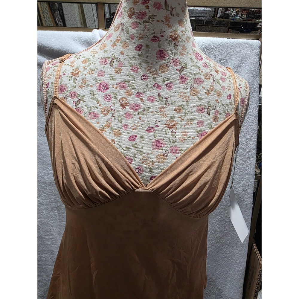 Vintage Y2K Romantic NWT Felina Tan V-Neck Sexy Camisole Top Adjustable Straps M - Picture 2 of 6